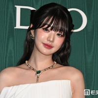 IVEウォニョン、バレリーナ衣装の幼少期ショット公開「天使すぎる」「顔の整い方がレベチ」の声