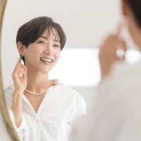 40代、今季の日焼け止めは「トーンアップUV」一択。朝の30秒で「お疲れ顔」をリセットし、夕方まで美肌がつづく理由