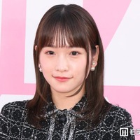川栄李奈、ミニワンピ×ハイソックスで美脚スラリ「スタイル良すぎ」「美女オーラすごい」と反響