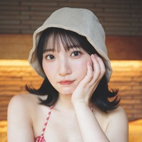 声優・豊田萌絵、ふんわり美バスト披露 サウナでくつろぐ
