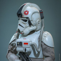 インペリアル・レムナント AT-ATドライバーフィギュア© &  Lucasfilm Ltd.