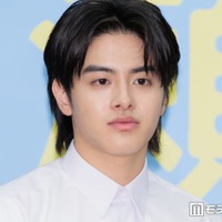 「成瀬は天下を取りにいく」記者会見に出席したISSEI（C）モデルプレス