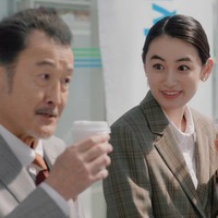 吉田鋼太郎＆八木莉可子、ファミマ新CMで初の先輩・後輩役 コミカルな掛け合い披露