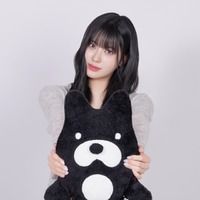 ココ「iznaの日本初バラエティ! What is N/a?」（C）AbemaTV,Inc.