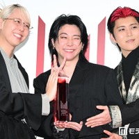 囲み取材に出席したMrs. GREEN APPLE（C）モデルプレス