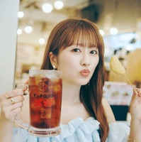 佐々木彩夏 1st写真集 「ぺろり」串カツ田中／東京
