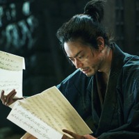 『黒牢城』(C)米澤穂信/KADOKAWA　(C)2026映画「黒牢城」製作委員会