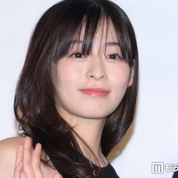 森七菜、胸元開きドレス姿披露「大人の魅力全開」「オーラすごい」と反響