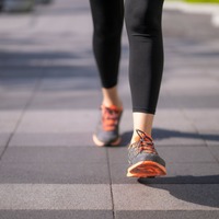 「年齢を重ねた人ほど、メリットがある行動」とは？中高年独特の不安も消えていく！医師直伝の「バテにくくなる」方法も要チェック