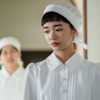 上坂樹里、見上愛「風、薫る」第67話（C）NHK