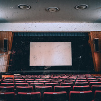 世界線選択ゲーム「僕たちの映画館」©僕たちの映画館2026製作委員会