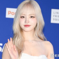 IVEリズ、美肩輝くベアトップドレス姿に絶賛の声「リアルプリンセス」「鎖骨くっきりで綺麗」