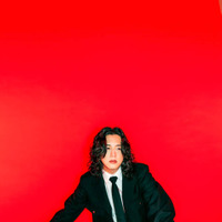 キタニタツヤ、12月よりONEMAM ARENA TOUR「“DEKAI / PURE”」開催決定｜夏フェス出演も控える