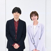 インタビューに応じた松村北斗、岡崎紗絵（C）日本テレビ
