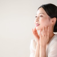 騙されたと思ってやってみて! アラフォーの地味顔があかぬけるメイクポイント