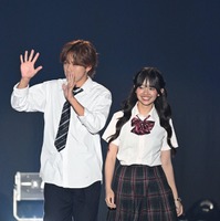 「今日好き」ゆかりおカップル、森口優花が酒井理央をおんぶ「お似合いすぎて尊い」「ラブラブ」の声【TGC新潟2026】