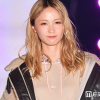 Dream Ami、美脚際立つミニ丈ゴルフウェア姿に反響「スタイル良くて憧れる」「緑色新鮮で可愛い」
