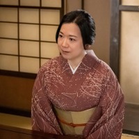 柴原郁子役の和久井映見　©フジテレビ