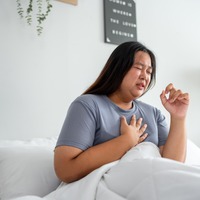 「体重増加が止まらない！これも更年期の症状なの？」48歳から体重が増え始め、気が付けば15増。原因は？【100人の更年期・お盆セレクション】