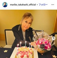 高橋真梨子「33年ありがとう」夫顔出し結婚記念日ショット公開「憧れのご夫婦」「仲良しで本当に素敵」