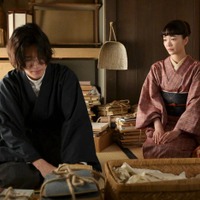 佐野晶哉、見上愛「風、薫る」第103話（C）NHK