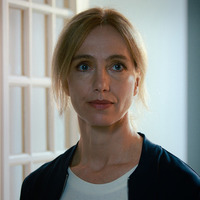 『ガール・アンド・スパイダー』© 2021 Beauvoir Films / Zürcher Film / SRF