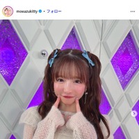 大食い女王・もえのあずき、スラリ美脚際立つ野球ユニ×ミニスカ姿に熱視線「着こなしが上手」「参考にしたい」