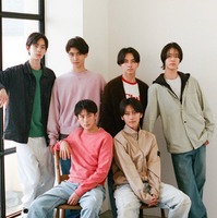 The Right Light／（上段左から）松瀬太虹、ショーン旺、木戸啓人、星秀光（下段左から）西浦心乃助、黒木康正（提供写真）