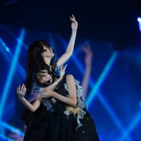 乃木坂46遠藤さくら＆賀喜遥香、“かきさく”「マグカップとシンク」披露 圧巻の無音シンクロダンスに反響「鳥肌立った」「伝説級」【真夏の全国ツアー2026】