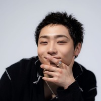 八村倫太郎「モデルプレスカウントダウンマガジン vol.13」（東京ニュース通信社刊）写真：野間憲治