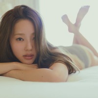 中町綾 撮影：倉本侑磨／「中町綾1st写真集」（11月11日発売、講談社）
