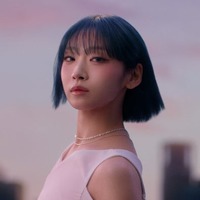 HANA・JISOO、初ソロCM出演で改めてメンバーの大事さ実感 ソロデビュー曲「Movie Star」初公開・友情出演ゲストも