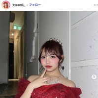 「イッテQ！」新メンバー候補生で話題・きゃすみる「髪色寒色ハマって抜け出せない」ブルーカラーヘアショットに反響「大人っぽくておしゃれすぎる」「透明感すごい」