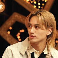 小島健「エイジレスボーイズ」（C）AbemaTV, Inc.