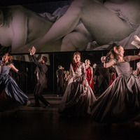 NTLive　『危険な関係』 Photo © Sarah Lee