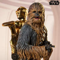 『スター・ウォーズ』 【プレミアム・フォーマット・フィギュア】チューバッカ＆C-3PO／170,000円（税込）