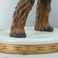 『スター・ウォーズ』 【プレミアム・フォーマット・フィギュア】チューバッカ＆C-3PO／170,000円（税込）