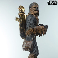 『スター・ウォーズ』 【プレミアム・フォーマット・フィギュア】チューバッカ＆C-3PO／170,000円（税込）