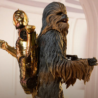 『スター・ウォーズ』 【プレミアム・フォーマット・フィギュア】チューバッカ＆C-3PO／170,000円（税込）