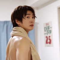 「お前のほうからキスしてくれよ」やまやで／シュークリームPOP／ＮＢＣユニバーサル・エンターテイメント