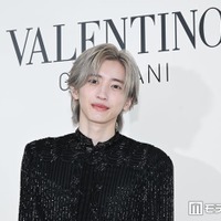 なにわ男子・道枝駿佑「メゾン ヴァレンティノ」ブランドアンバサダー就任 “プラチナブロンド”ヘアで登場