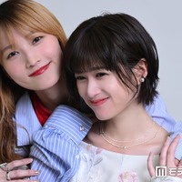 モデルプレスのインタビューに応じた鞘師里保、小西桜子（C）モデルプレス