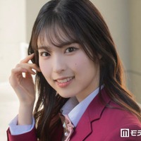 「今日好き」村谷はるな、美脚際立つミニボトムコーデに絶賛の声「立ち姿が美しい」「透明感レベチ」
