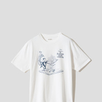 クリスマスの研究｜Tシャツ／¥3,900／©Disney