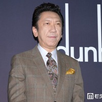 布袋寅泰、吹きガラス体験で作ったボウル公開「眺めているだけで癒される」「クオリティ高すぎ」の声