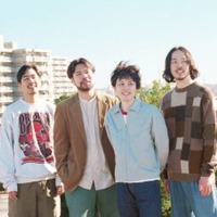 グソクムズ、最新曲「走り出す」のMV公開。作詞曲を務めたベース・堀部祐介がメインキャストとして出演