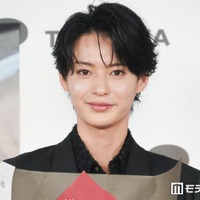 “革命的美男子”冬野心央、1st写真集で美貌披露 ポイントは「目・鼻・口」【Butterfly】
