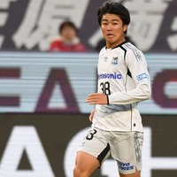 17歳がJの舞台で躍動！G大阪の中村敬斗、「60m独走ゴール」を見よ
