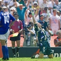 サッカー史における「決定的瞬間」をとらえた印象的な15枚の写真