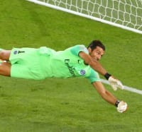 40歳GKブッフォンがやった！PSG選手を救ったスーパーセーブを見よ